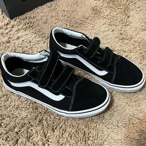 vans velcro shoes in Black and White